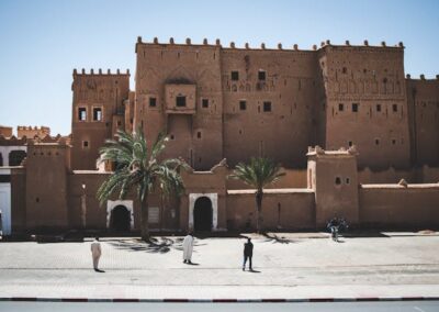 Desert landscape and ancient kasbahs in Ouarzazate, a key destination along an Atlas itinerary.